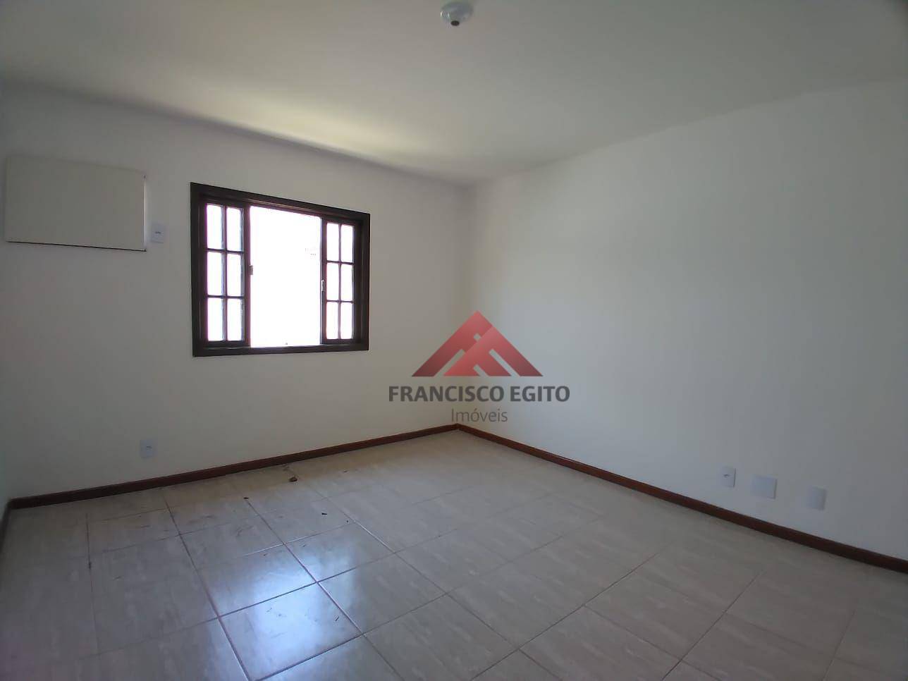 Casa à venda com 2 quartos, 94m² - Foto 13