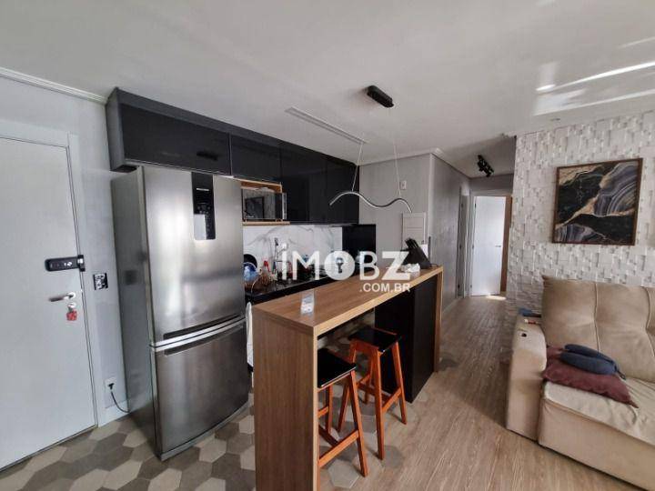 Apartamento à venda com 2 quartos, 71m² - Foto 3