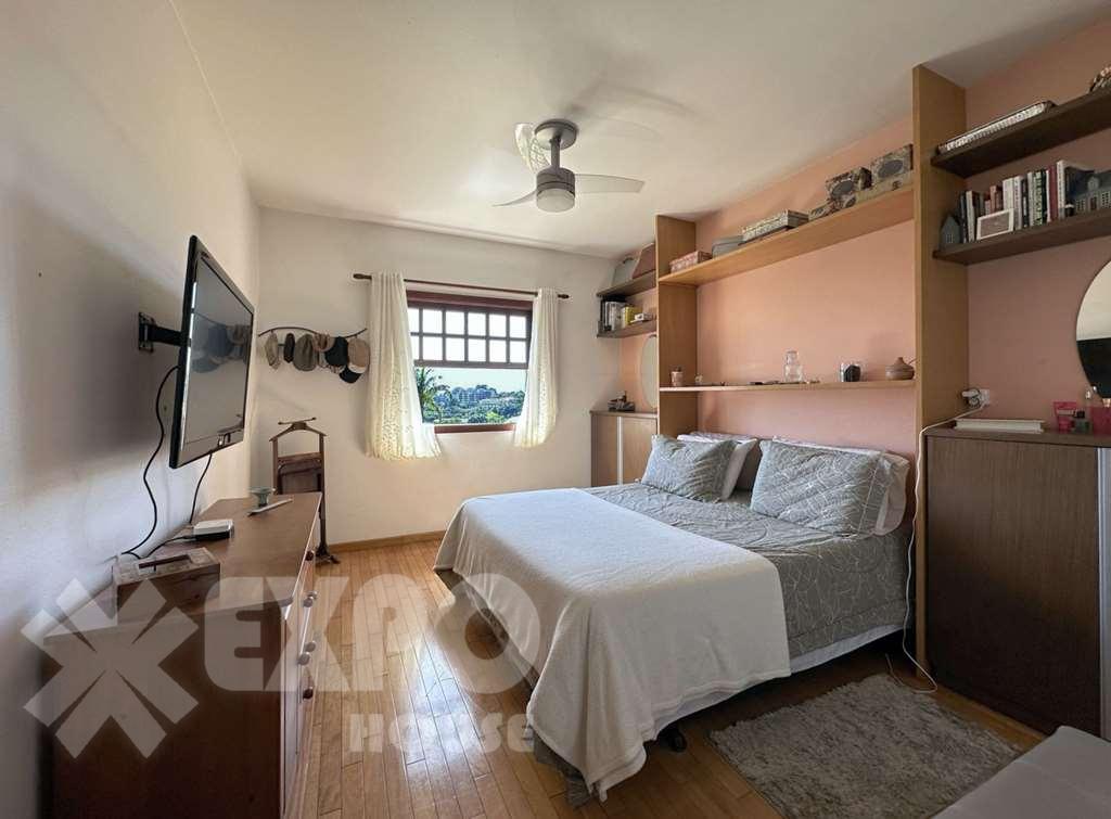 Casa à venda com 5 quartos, 982m² - Foto 32