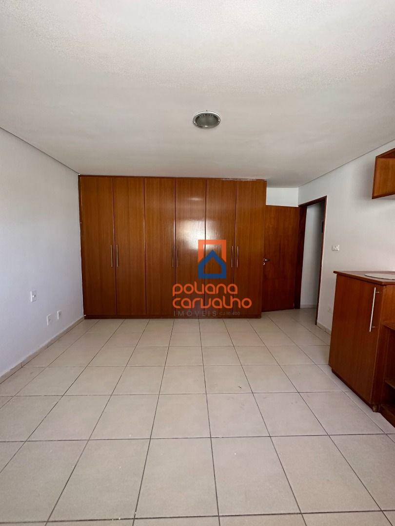 Casa à venda com 7 quartos, 382m² - Foto 22