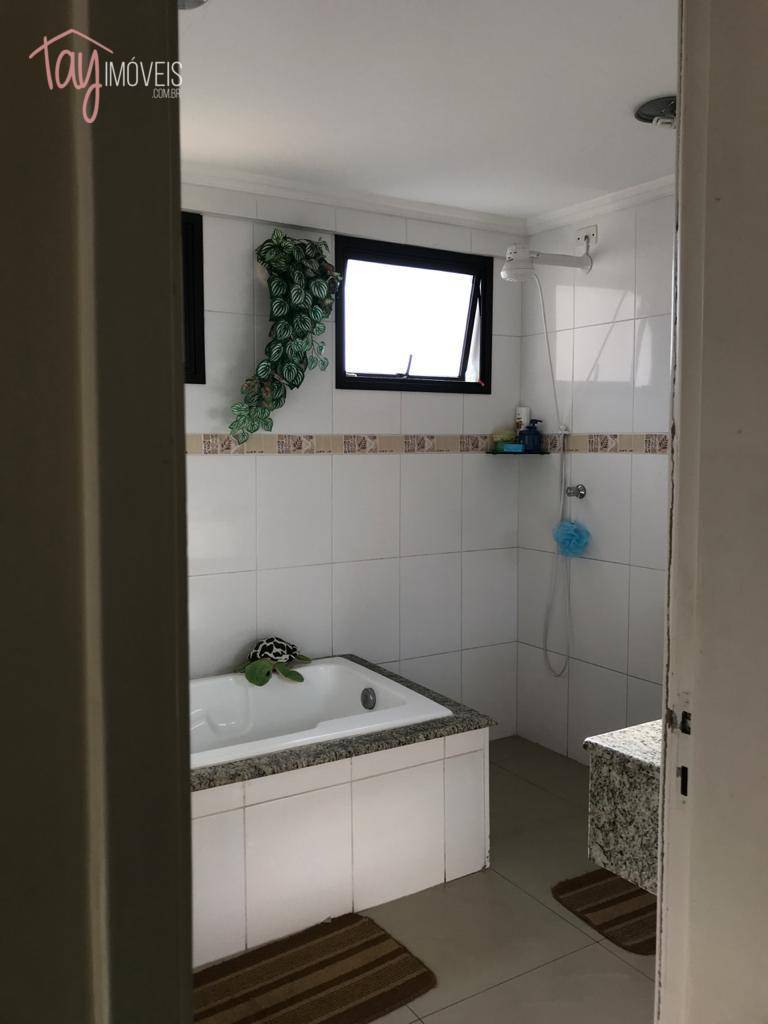 Apartamento à venda com 2 quartos, 78m² - Foto 10