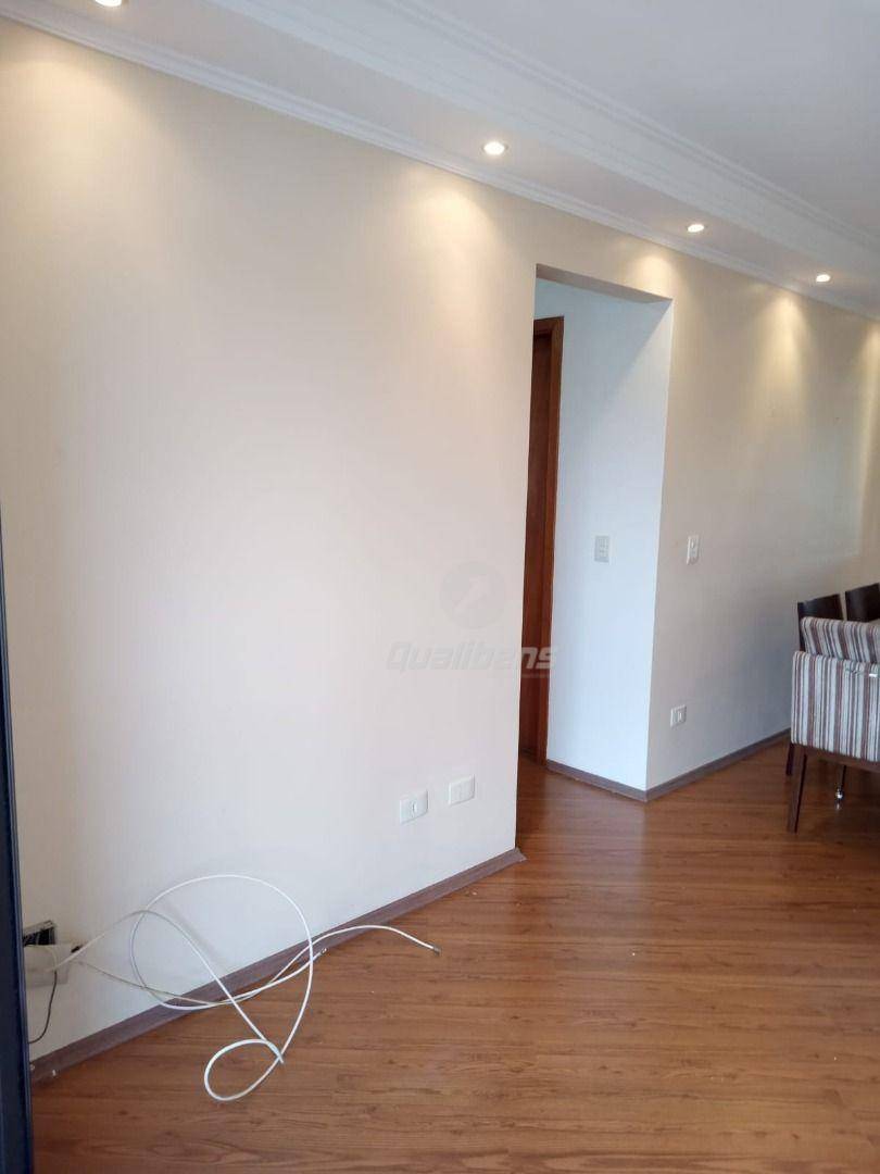 Apartamento para alugar com 2 quartos, 73m² - Foto 4