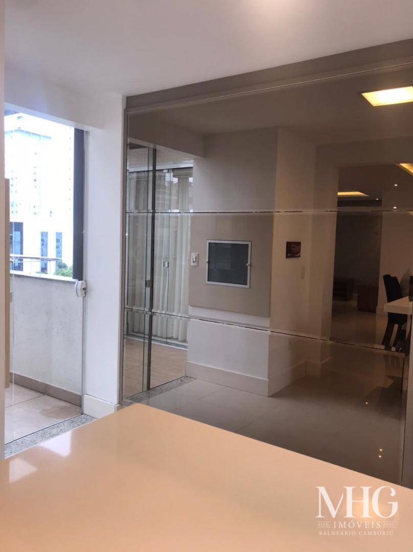 Apartamento à venda com 3 quartos, 145m² - Foto 13