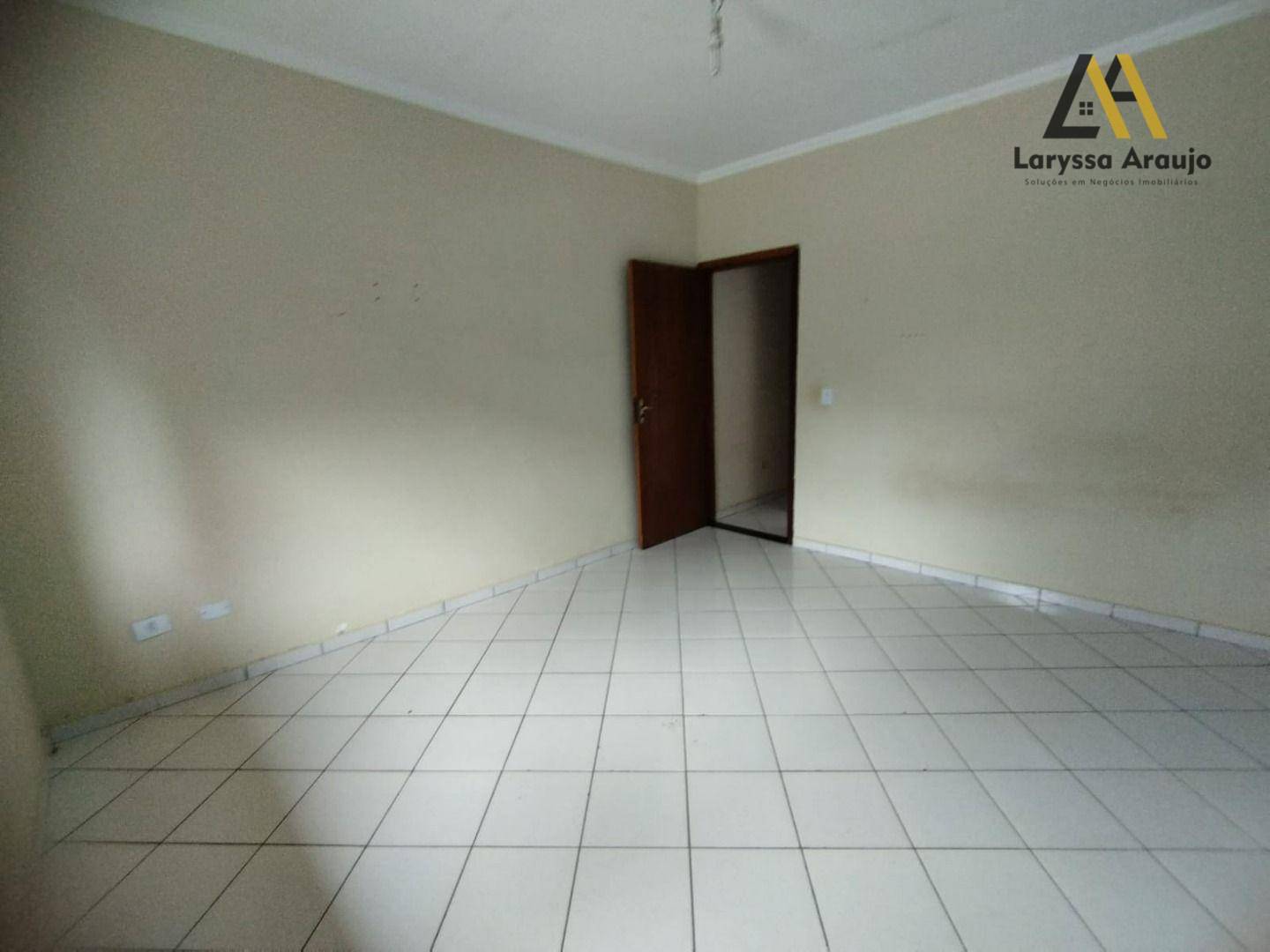 Sobrado à venda com 3 quartos, 100m² - Foto 11