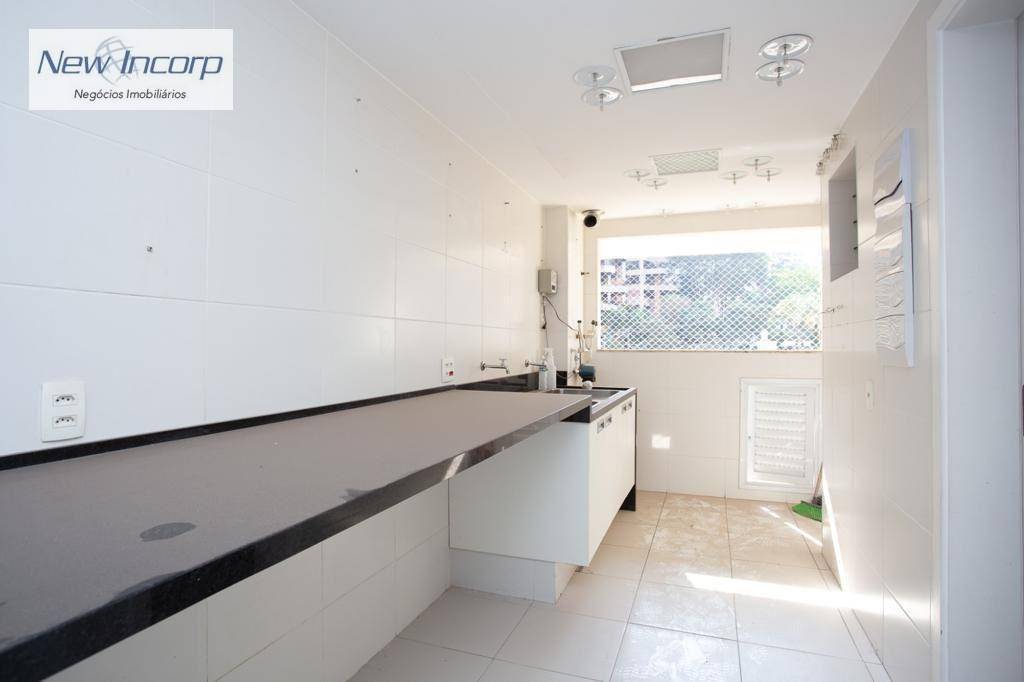 Apartamento à venda com 4 quartos, 357m² - Foto 7