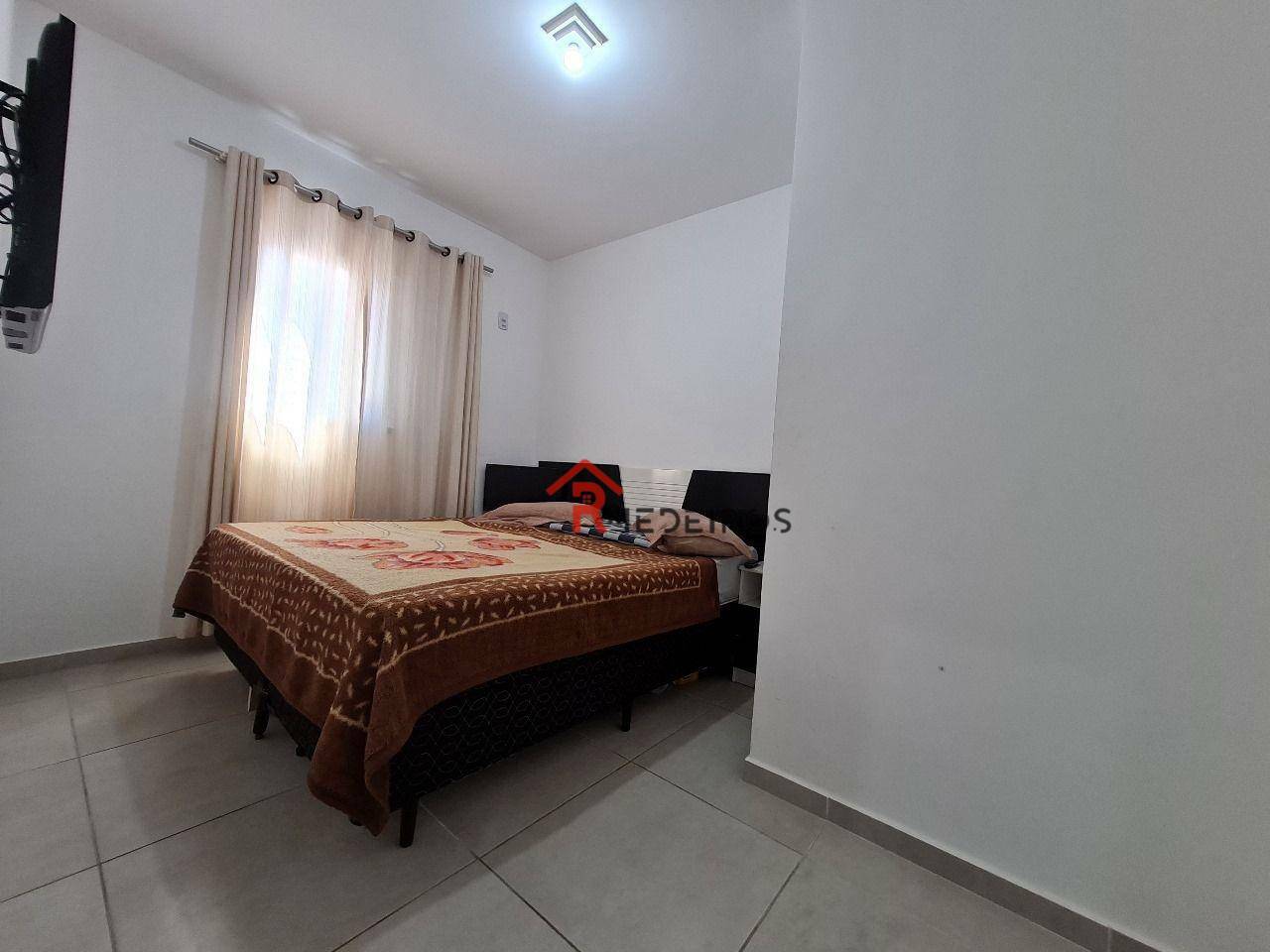 Apartamento à venda com 2 quartos, 65m² - Foto 9