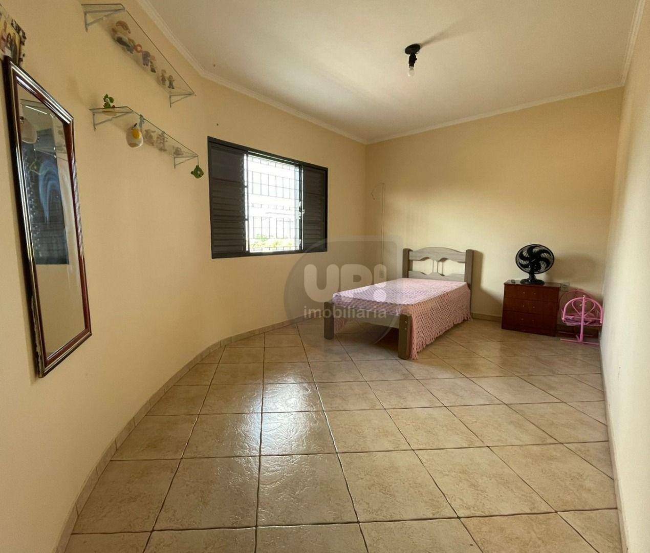 Casa à venda com 3 quartos, 182m² - Foto 33