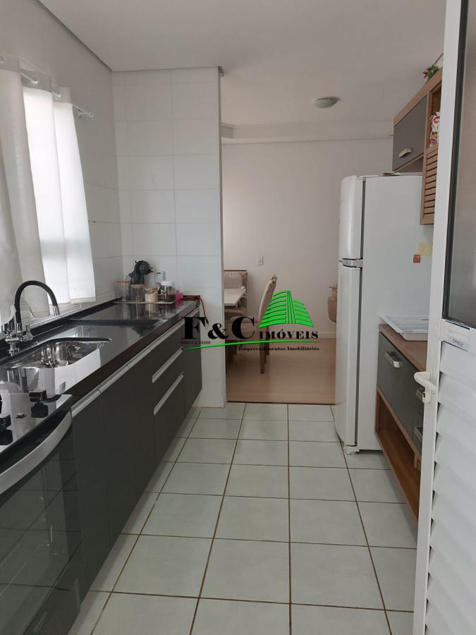 Casa à venda com 3 quartos, 200m² - Foto 12