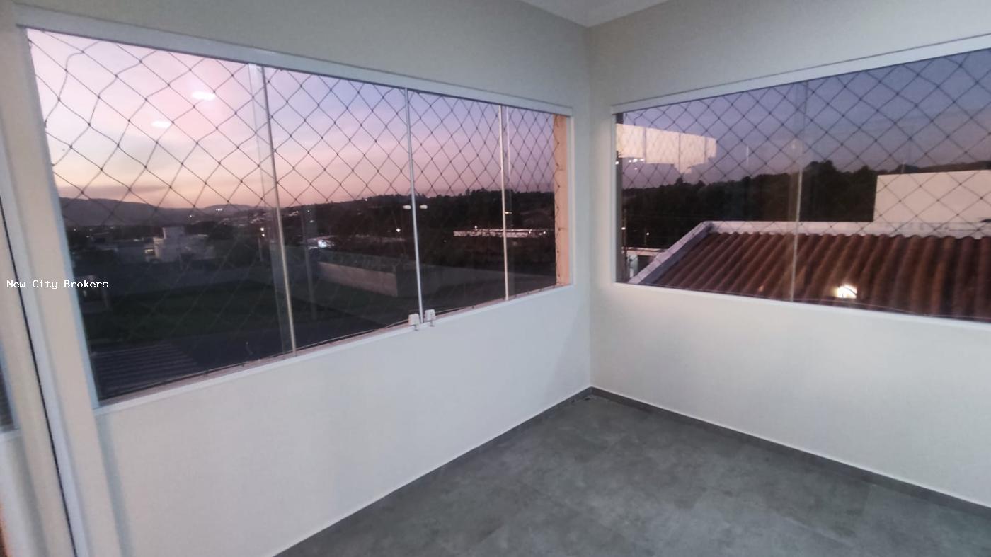 Sobrado à venda com 5 quartos, 300m² - Foto 29