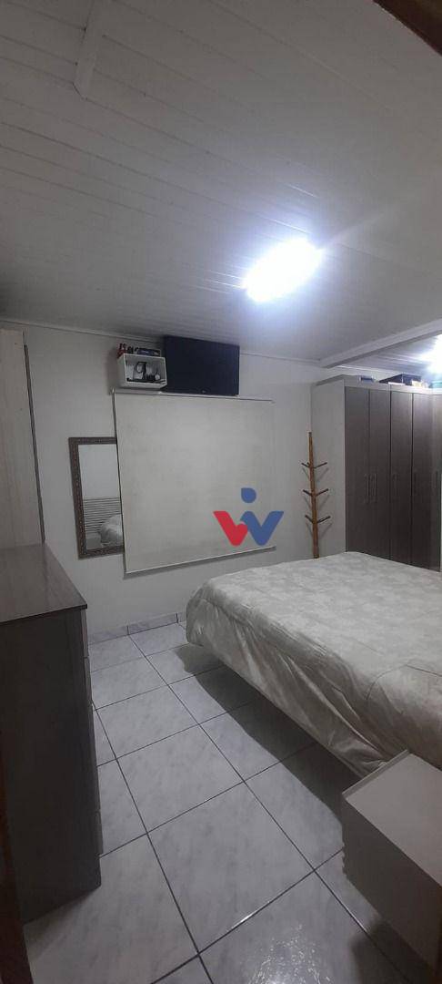 Casa à venda com 3 quartos, 90m² - Foto 11