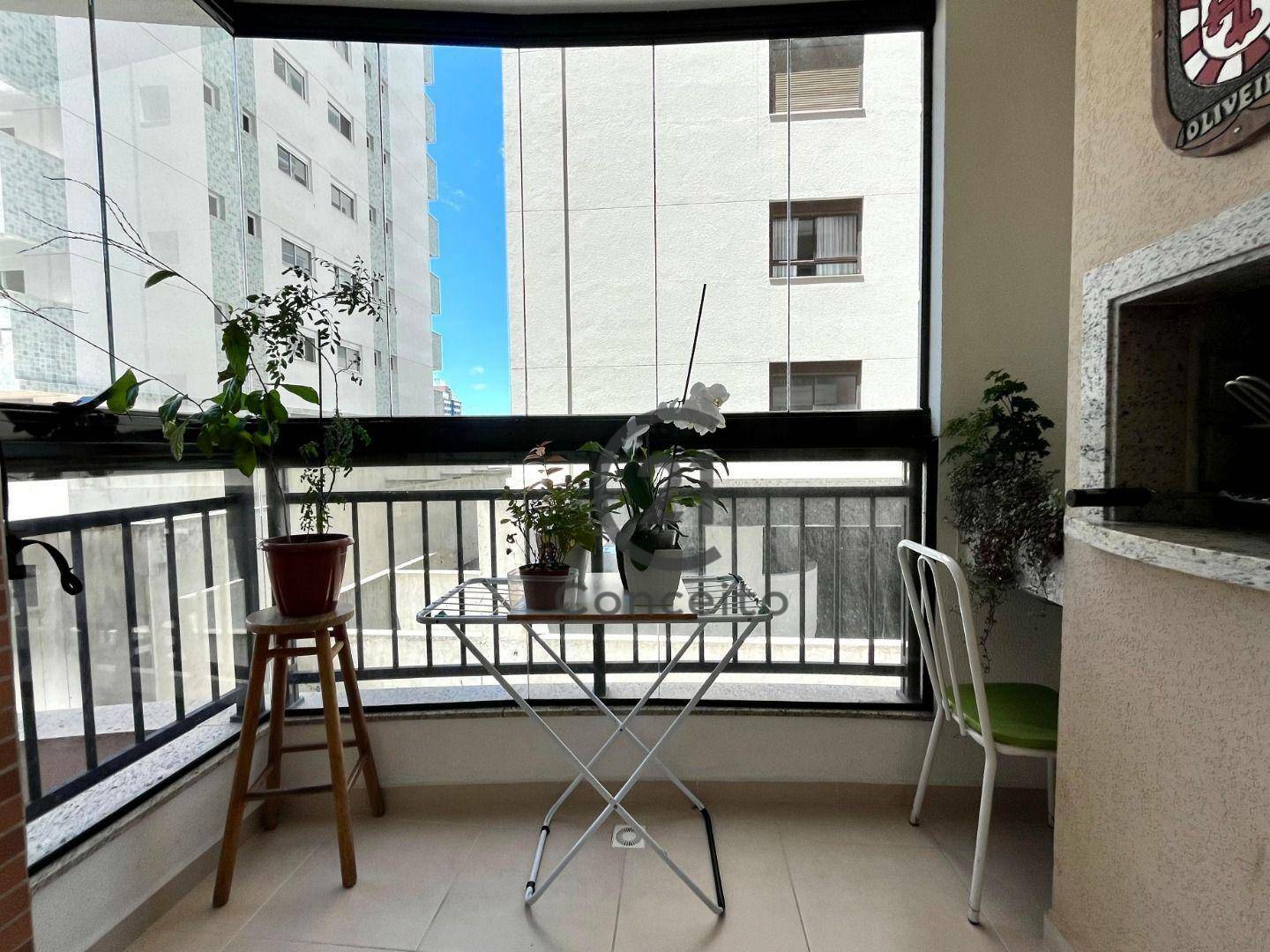 Apartamento para alugar com 2 quartos, 74m² - Foto 8