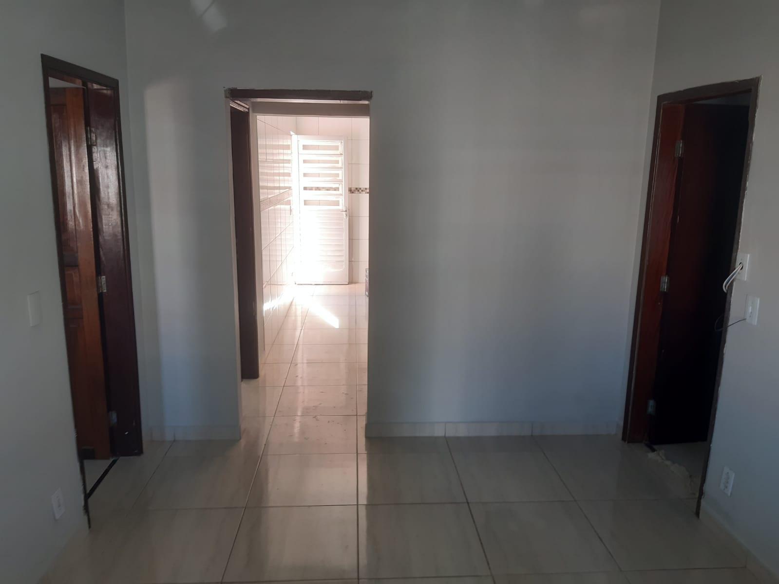 Casa à venda com 3 quartos, 250m² - Foto 4