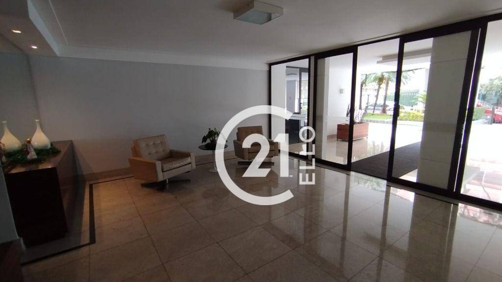 Apartamento para alugar com 3 quartos, 118m² - Foto 17