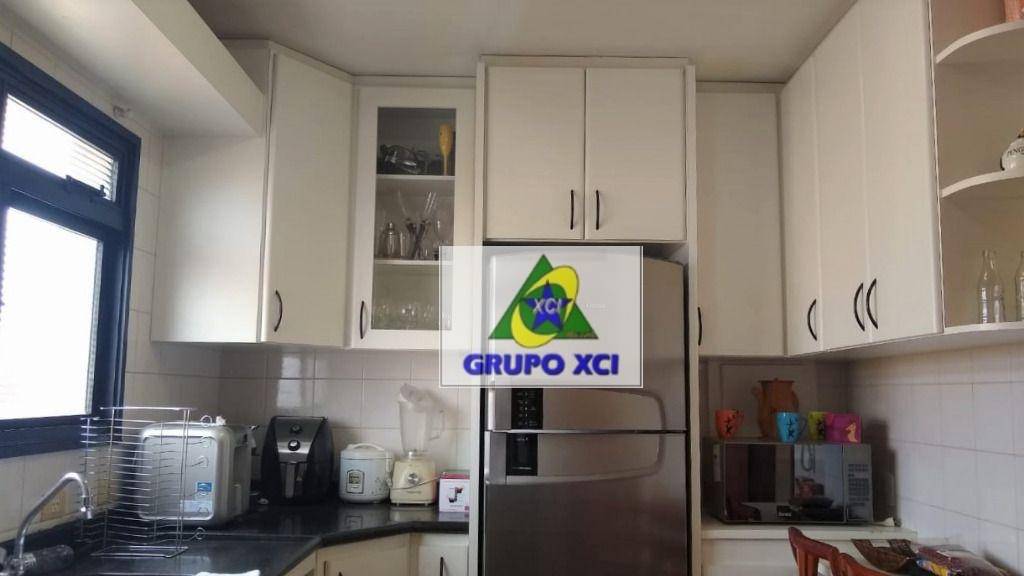 Apartamento à venda com 3 quartos, 115m² - Foto 15