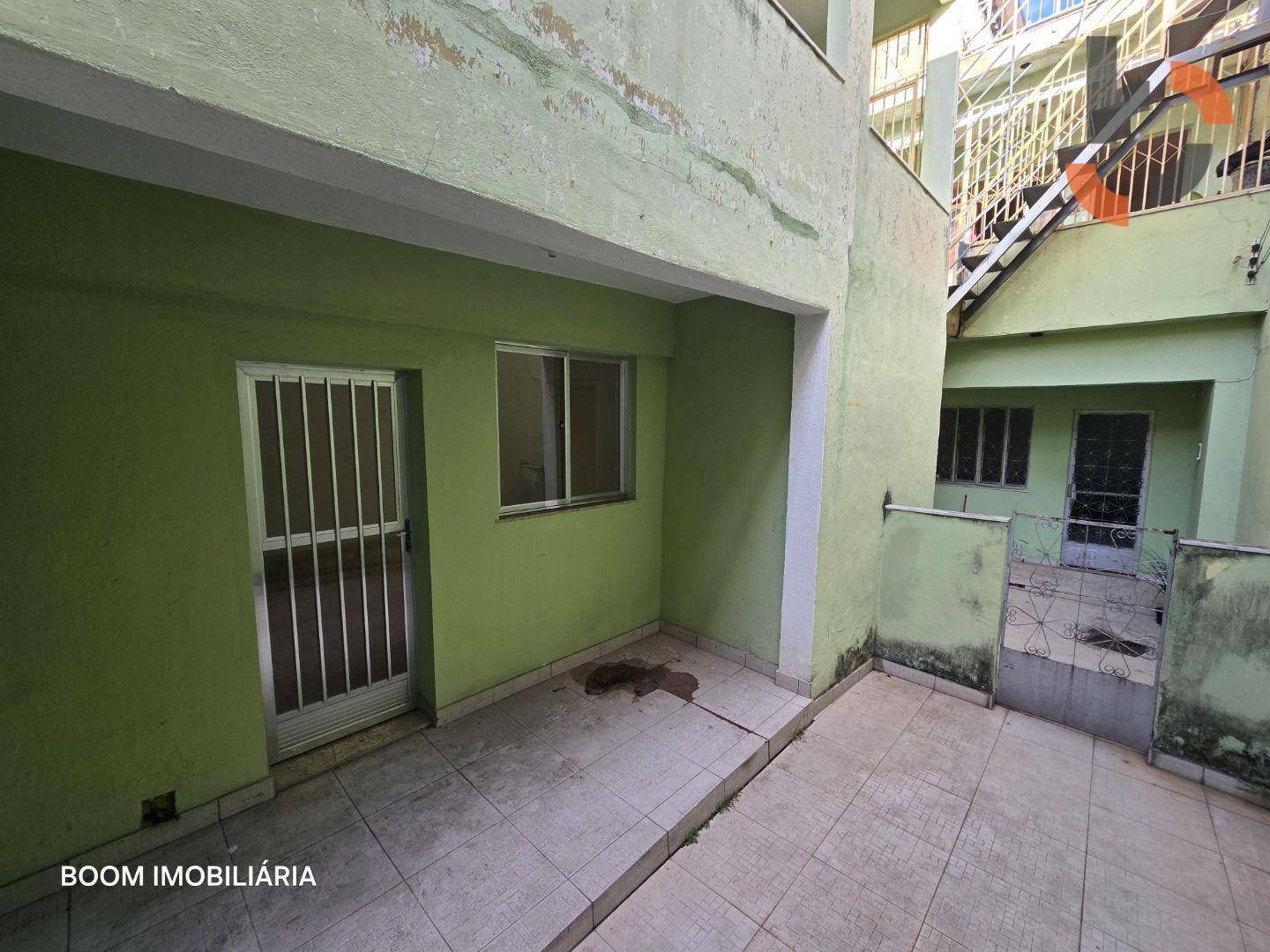 Casa à venda com 2 quartos, 100m² - Foto 6