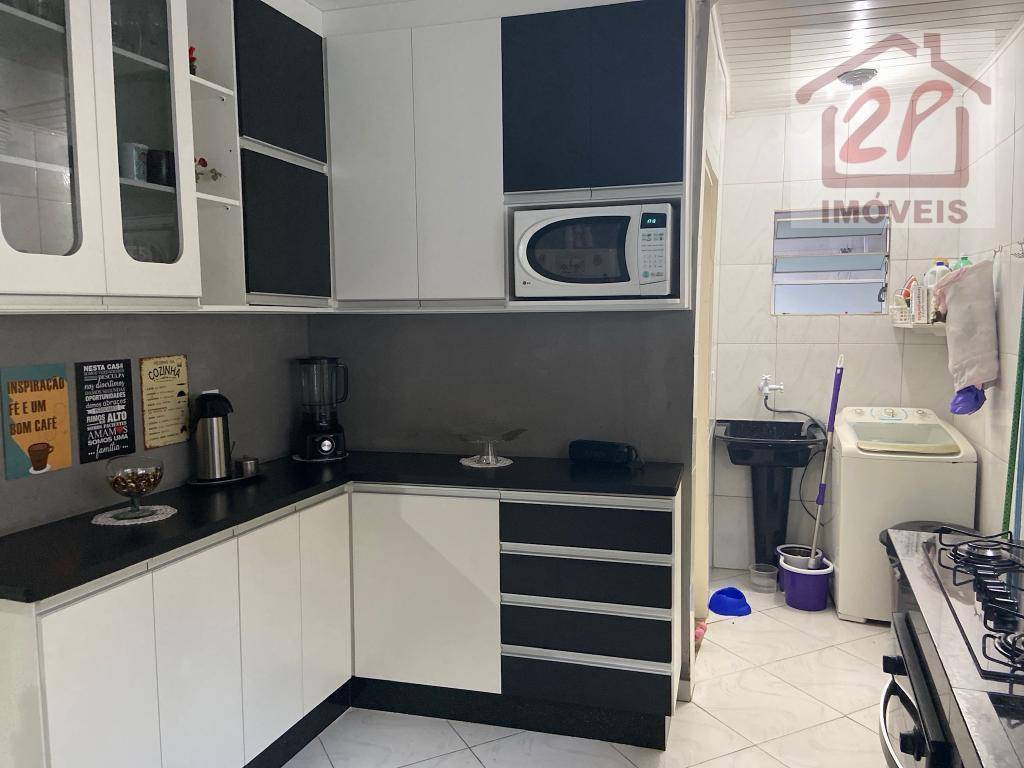 Casa à venda com 3 quartos, 200m² - Foto 15