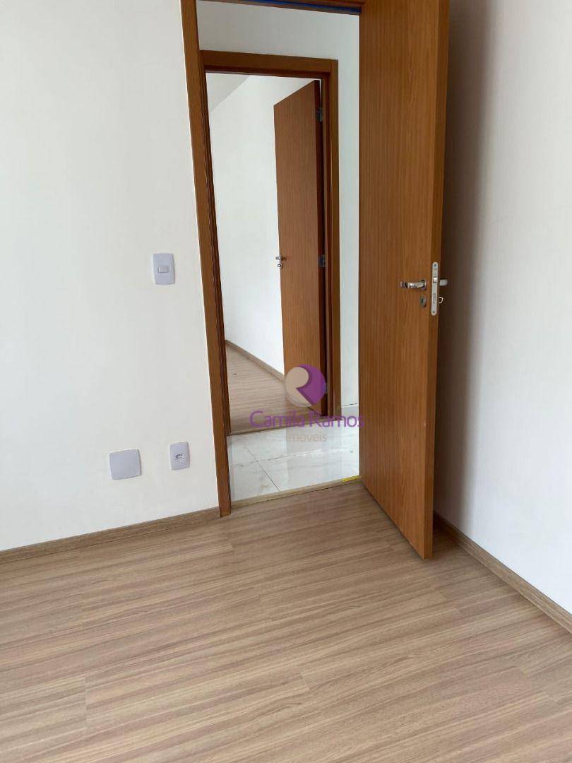 Apartamento para alugar com 2 quartos, 40m² - Foto 15