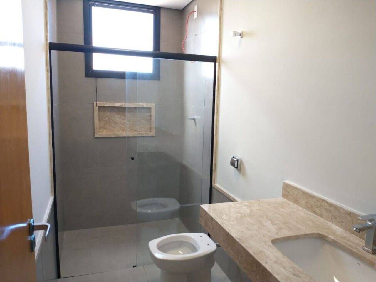 Casa à venda com 3 quartos, 240m² - Foto 8