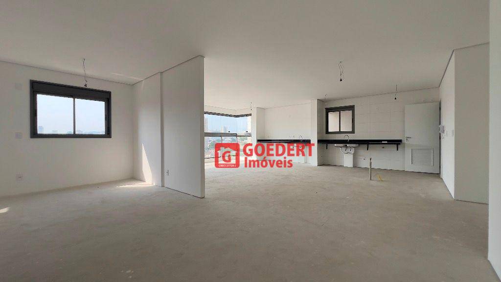 Apartamento à venda com 3 quartos, 150m² - Foto 1