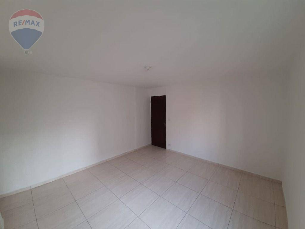 Apartamento à venda com 2 quartos, 67m² - Foto 29