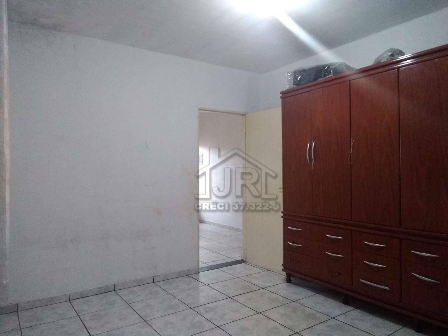 Casa à venda com 1 quarto, 90m² - Foto 8