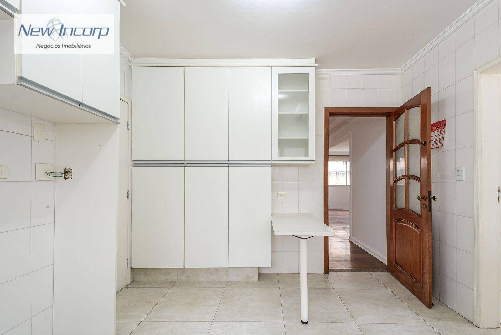 Apartamento à venda com 3 quartos, 161m² - Foto 12