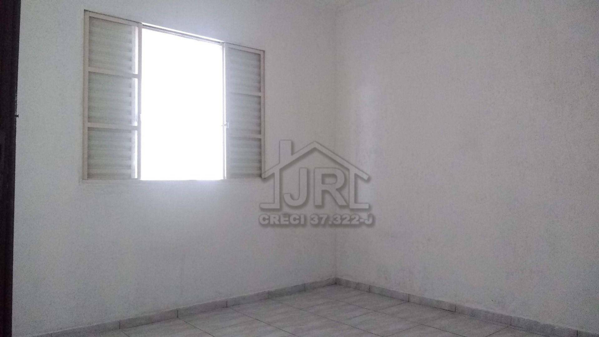 Casa à venda com 2 quartos, 150m² - Foto 11