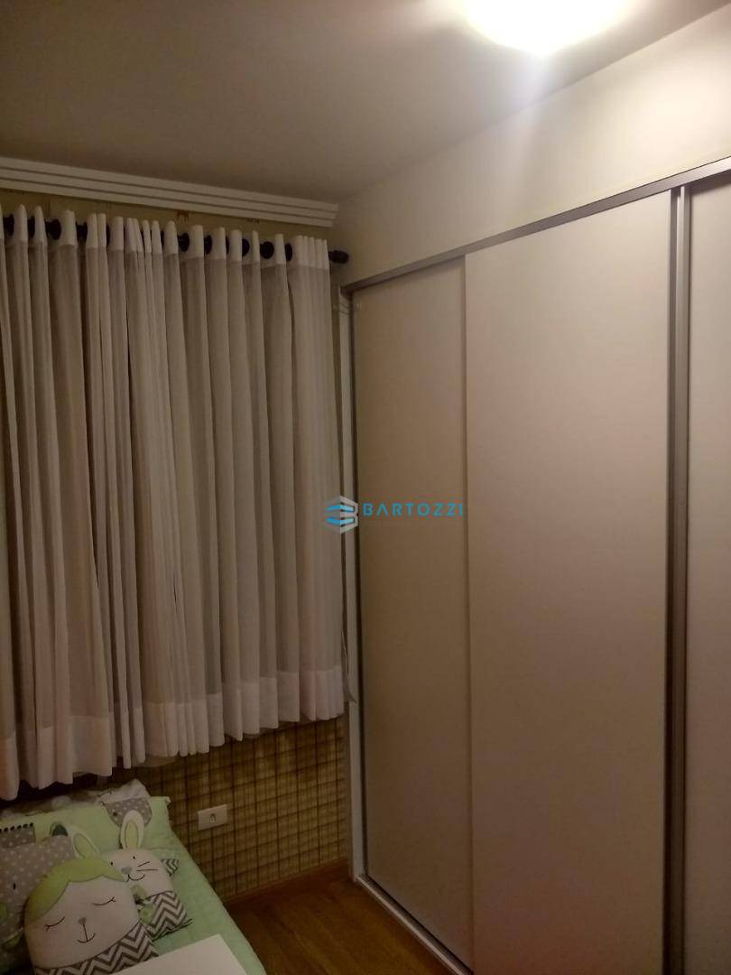 Apartamento à venda com 2 quartos, 60m² - Foto 7