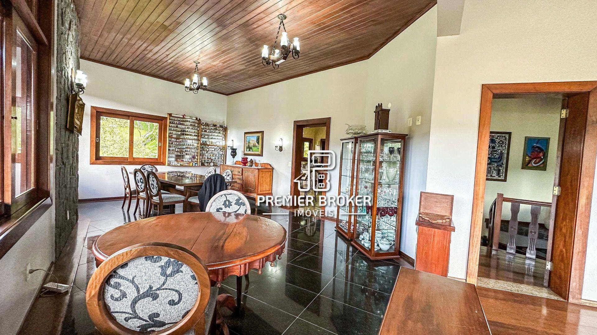 Casa de Condomínio à venda com 6 quartos, 600m² - Foto 10