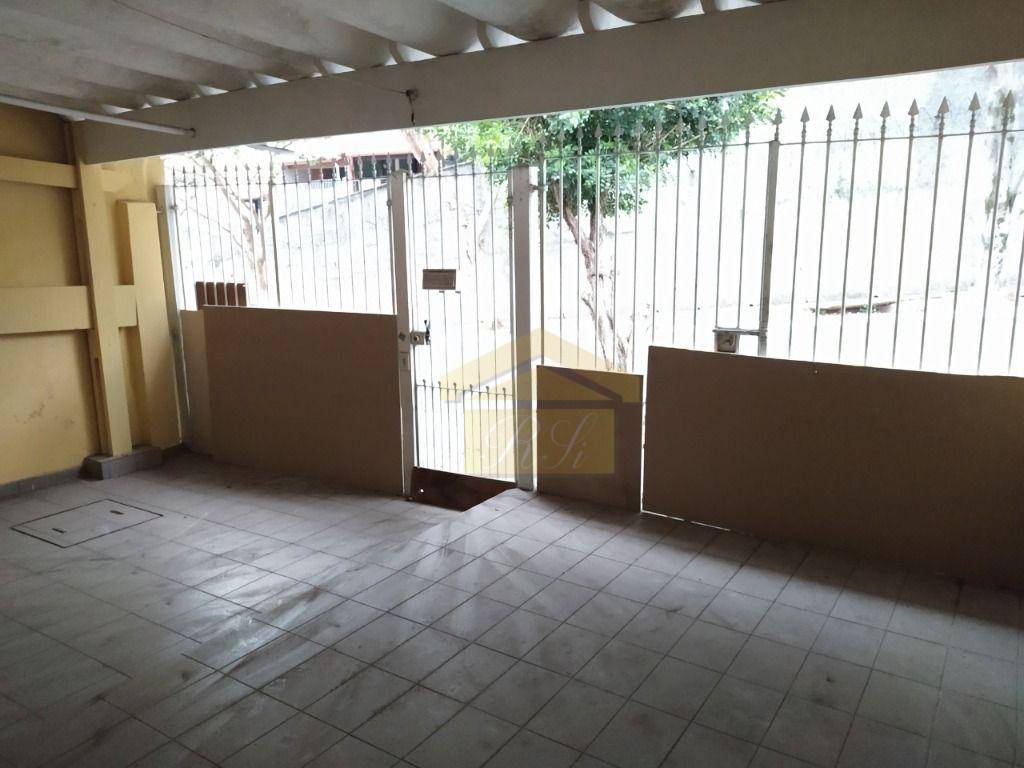 Sobrado à venda com 3 quartos, 300M2 - Foto 3