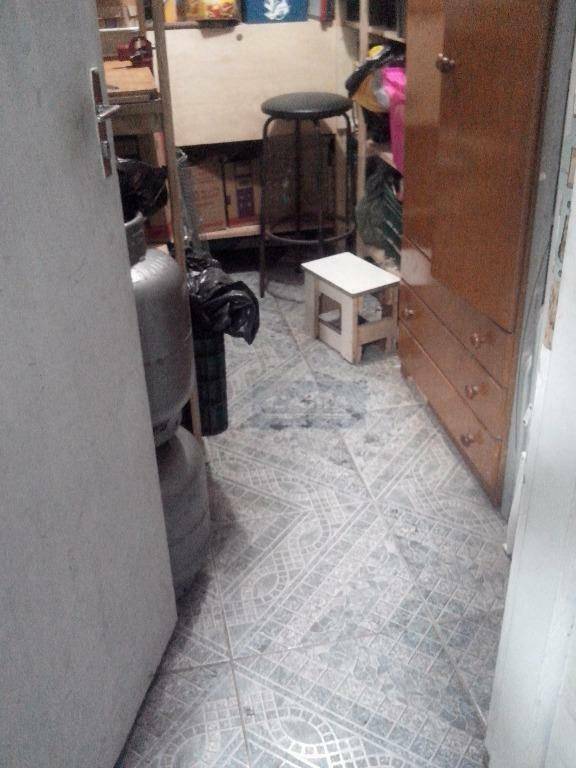 Sobrado à venda com 3 quartos, 180m² - Foto 6