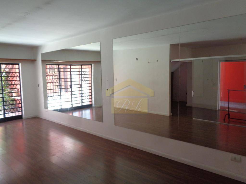 Sobrado à venda com 3 quartos, 206m² - Foto 2