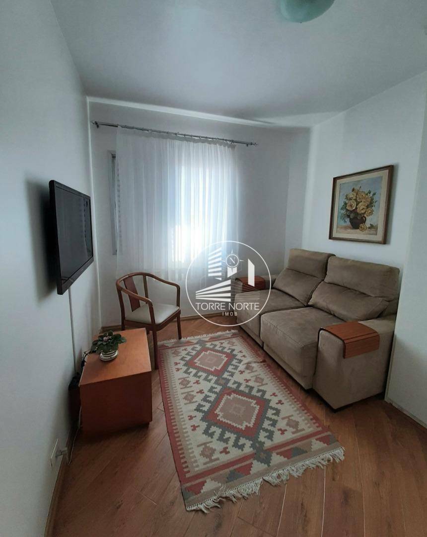 Apartamento à venda com 3 quartos, 136m² - Foto 8