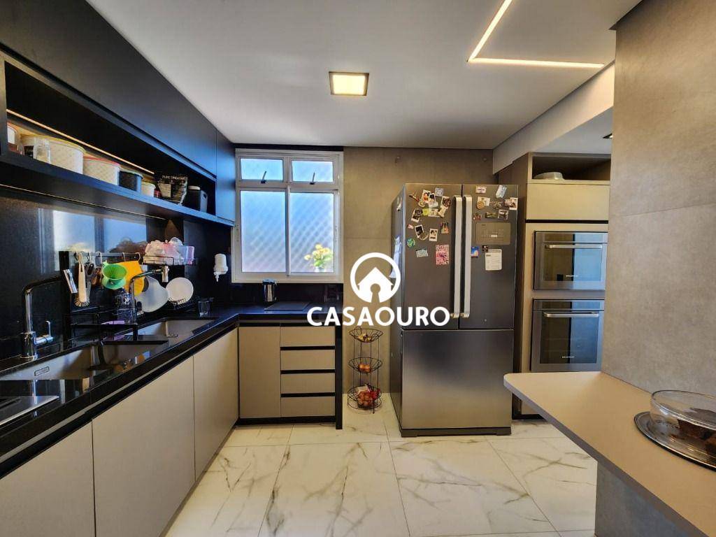 Cobertura à venda com 4 quartos, 200m² - Foto 37