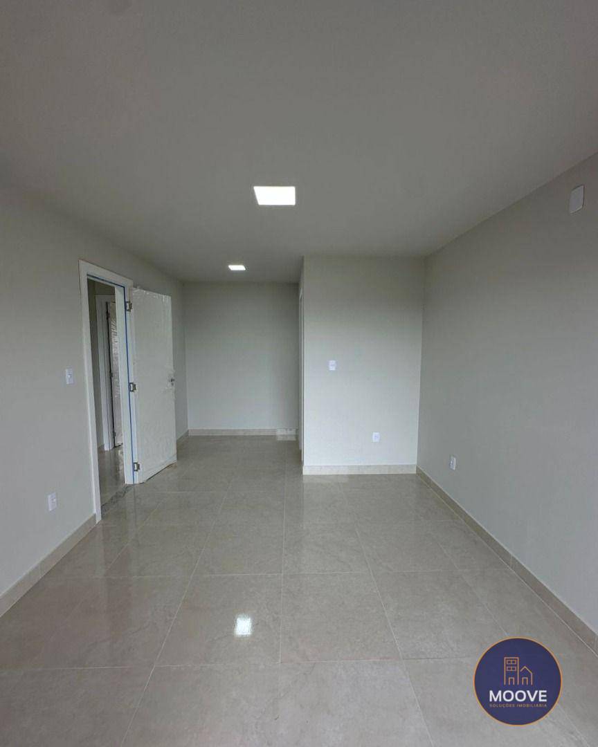 Casa à venda com 2 quartos, 78m² - Foto 12