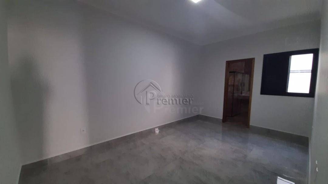 Casa à venda com 3 quartos, 130m² - Foto 14