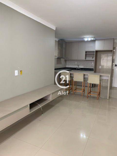 Apartamento para alugar com 2 quartos, 69m² - Foto 2