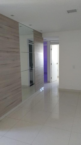 Apartamento à venda com 3 quartos, 76m² - Foto 3