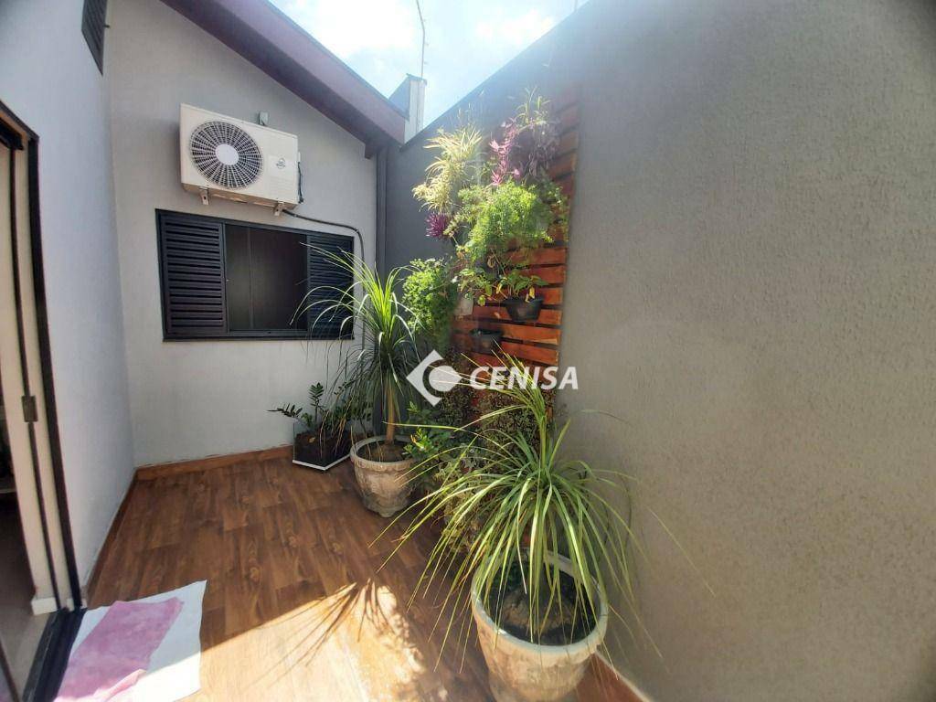 Casa à venda com 3 quartos, 177m² - Foto 3