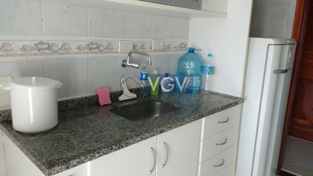 Apartamento à venda com 2 quartos, 60m² - Foto 5