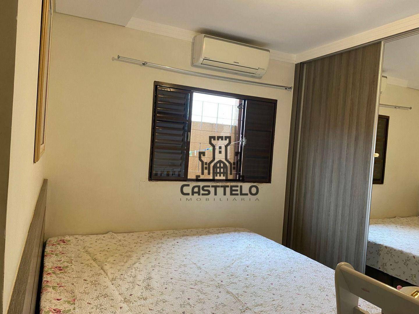 Casa à venda com 2 quartos, 70m² - Foto 16