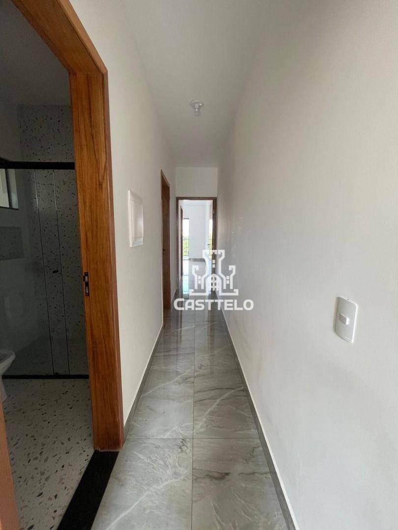 Casa à venda com 2 quartos, 80m² - Foto 7