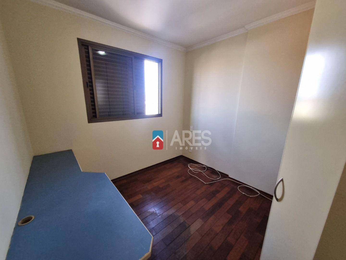 Apartamento para alugar com 3 quartos, 92m² - Foto 9