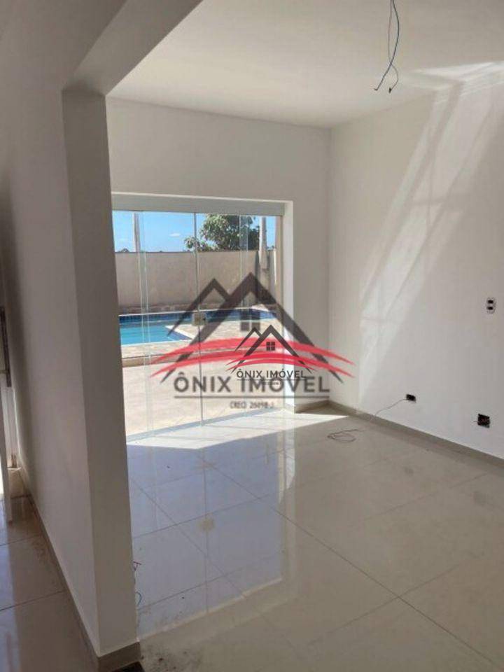 Casa à venda com 3 quartos, 150m² - Foto 14