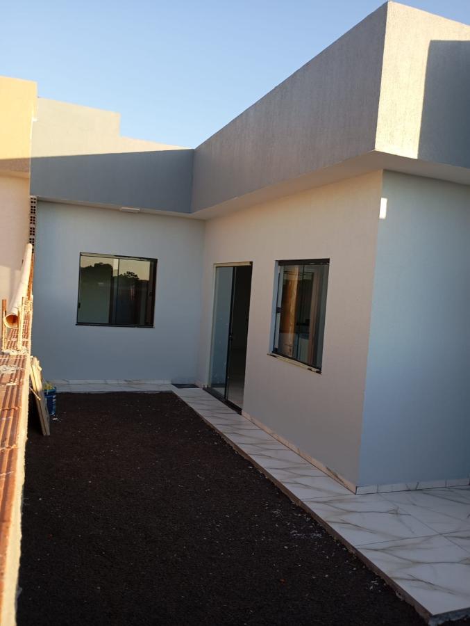 Casa à venda com 3 quartos, 150m² - Foto 2