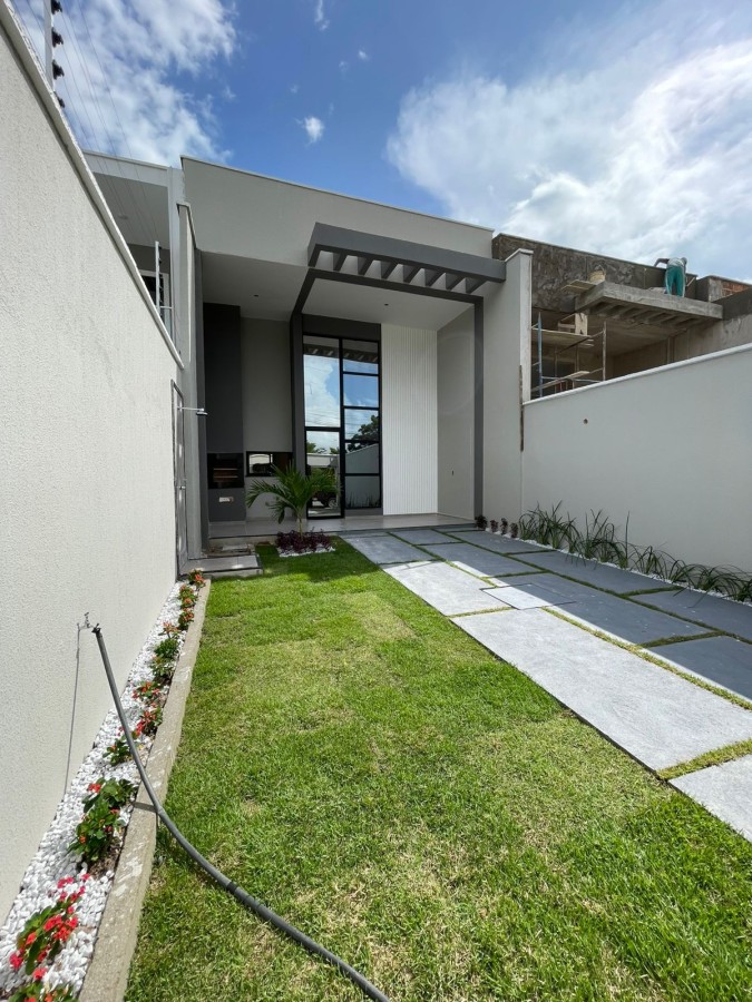 Casa à venda com 3 quartos, 110m² - Foto 2
