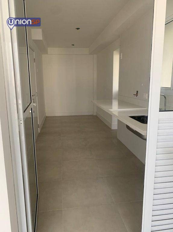 Apartamento à venda com 3 quartos, 128m² - Foto 28