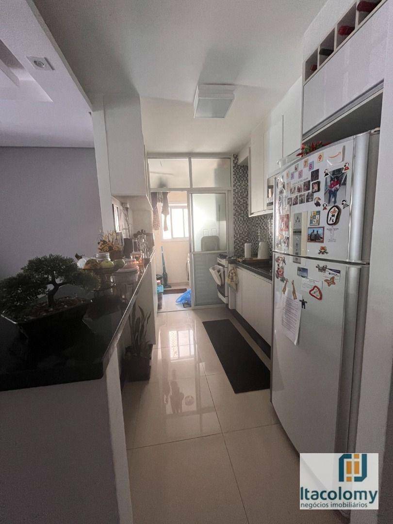 Apartamento à venda com 3 quartos, 80m² - Foto 28