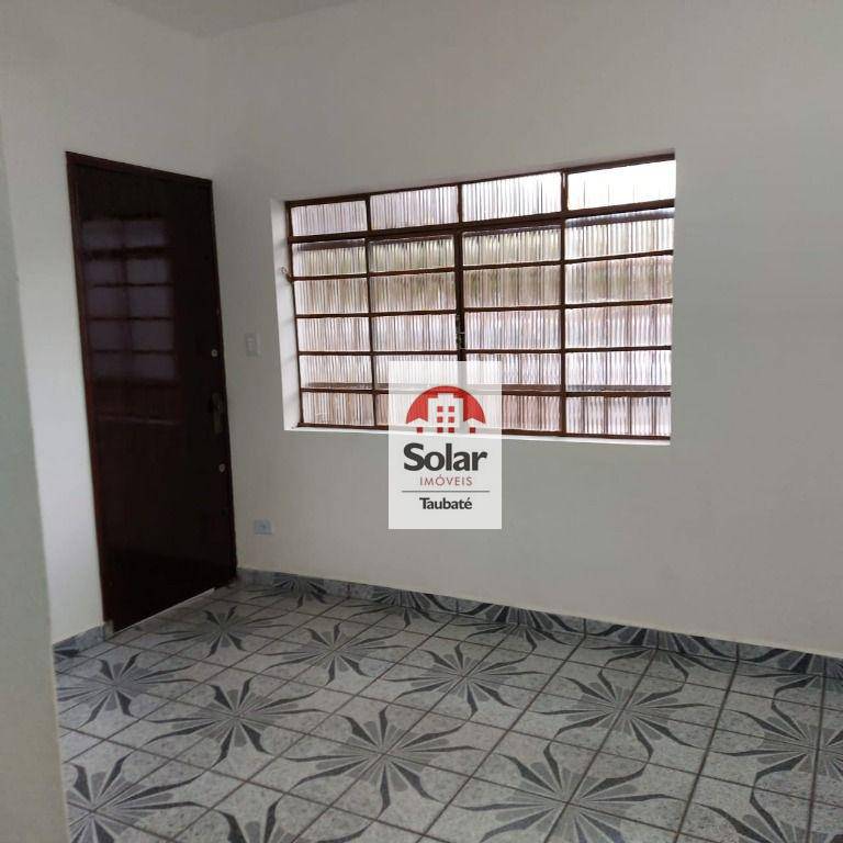 Casa à venda com 2 quartos, 70m² - Foto 3