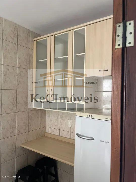 Apartamento à venda com 2 quartos, 49m² - Foto 2